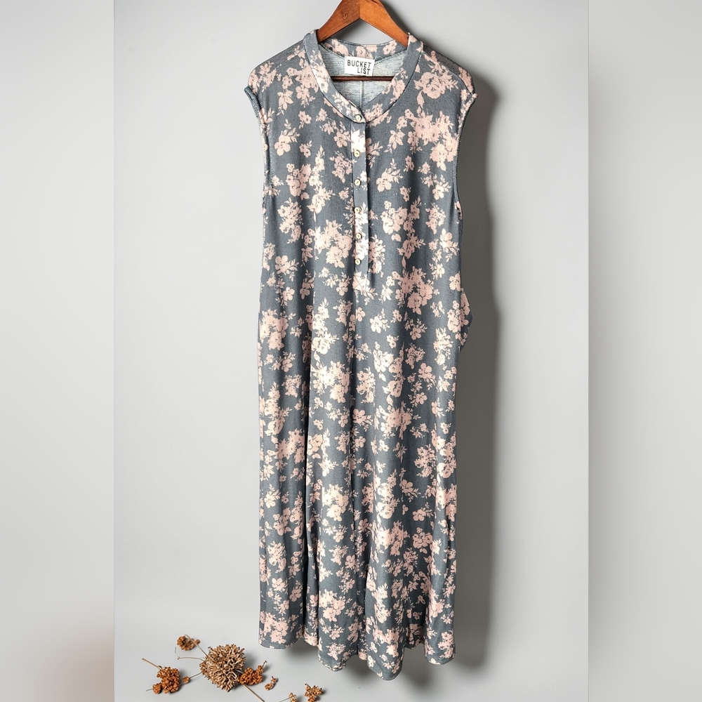 BUCKETLIST Blue Floral Sleeveless Jumpsuit with Pink Flowers - Picture 10 of 16
